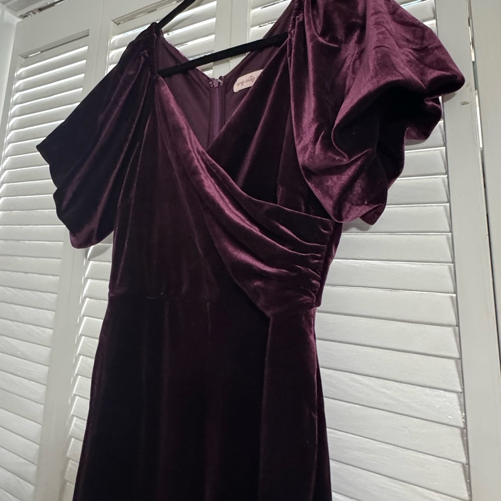 Ivy City Co Velvet Jumpsuit - Picture 7 of 9